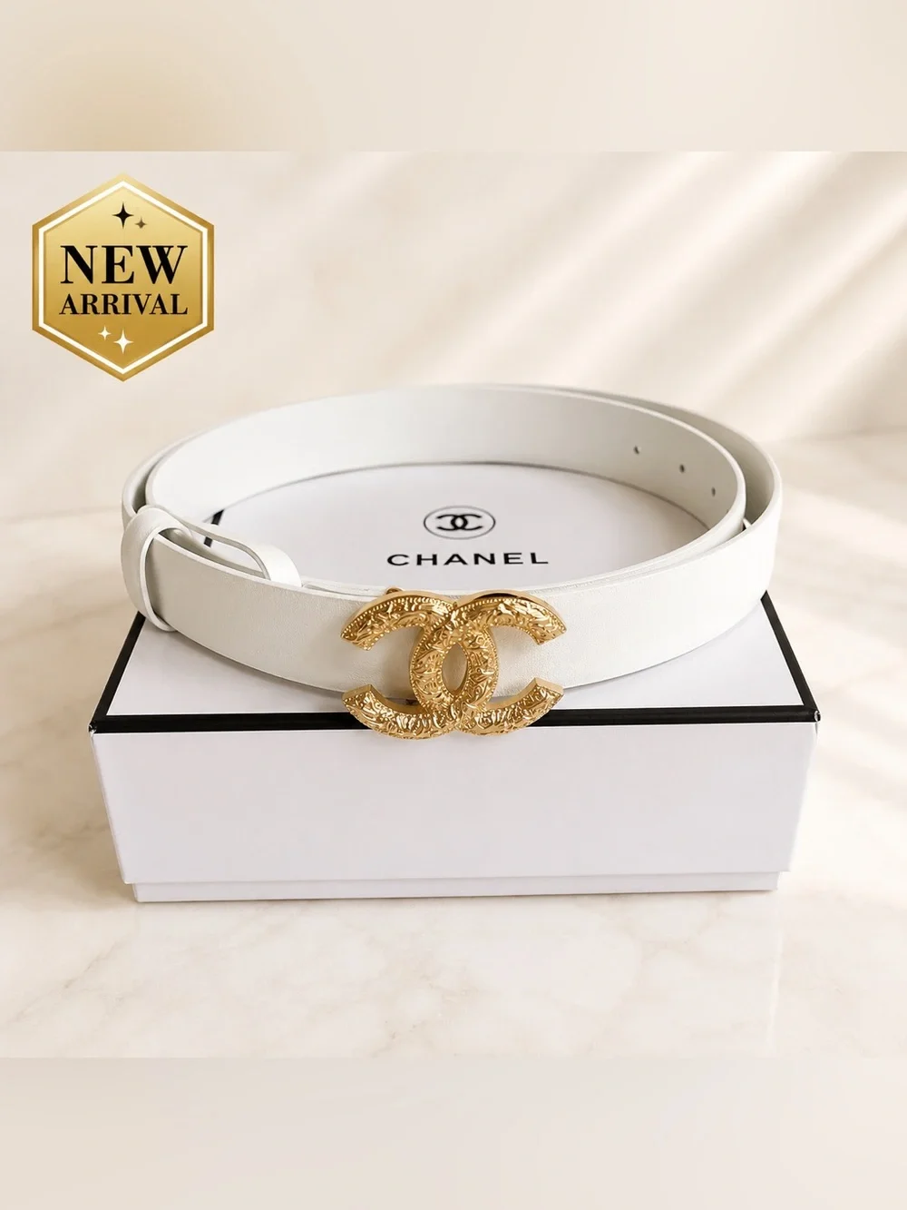 🤍 White Leather Belt with Gold-Tone logo Buckle 🤍